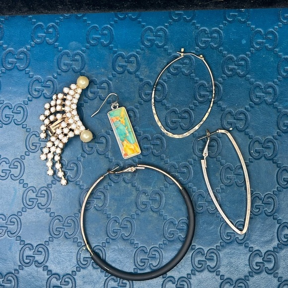 Lot of 5 Single Fashion Earrings – Mixed Styles & Colors - Picture 3 of 8